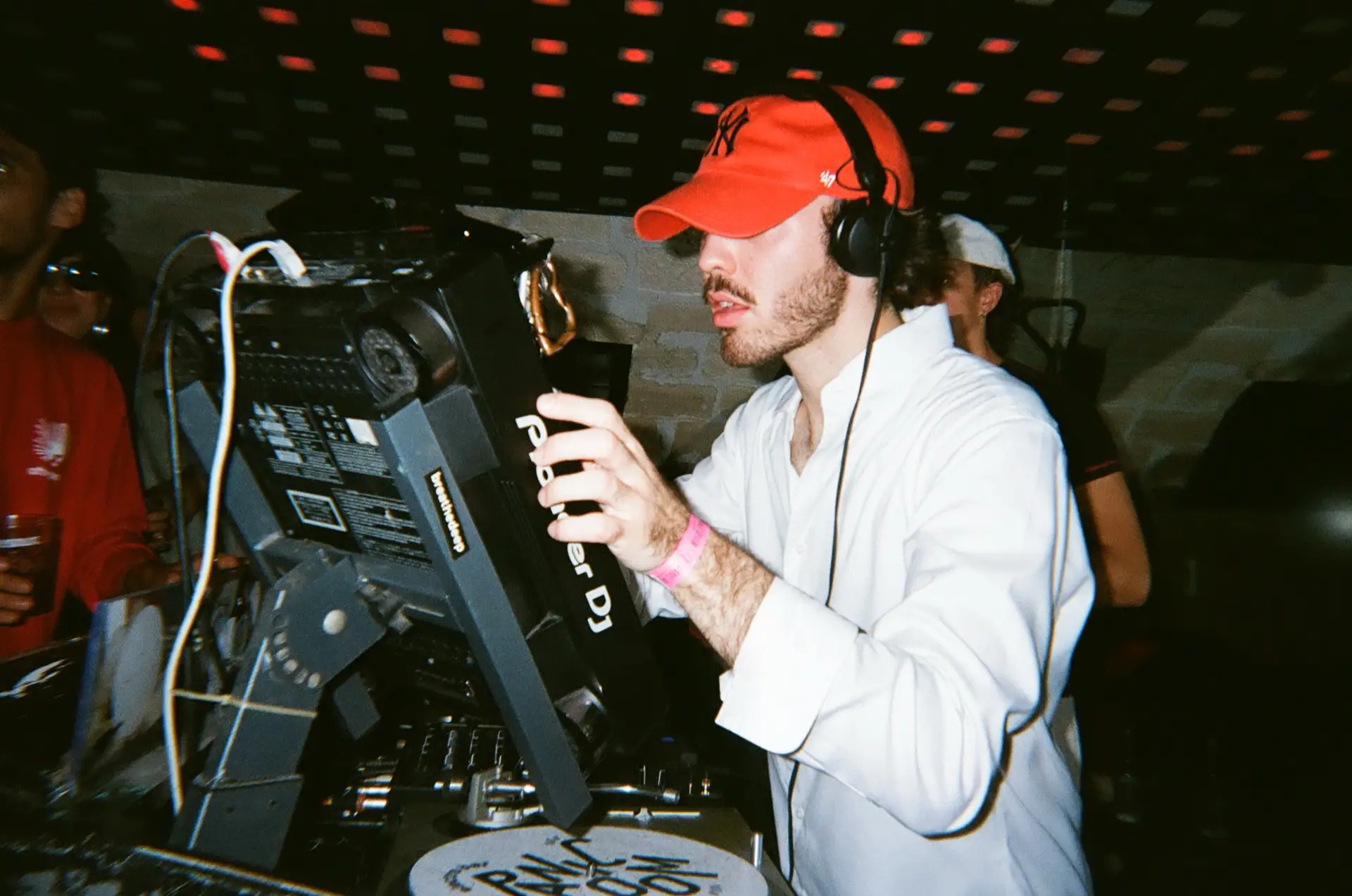 Casæ at the decks, Small Party at Panic Room
